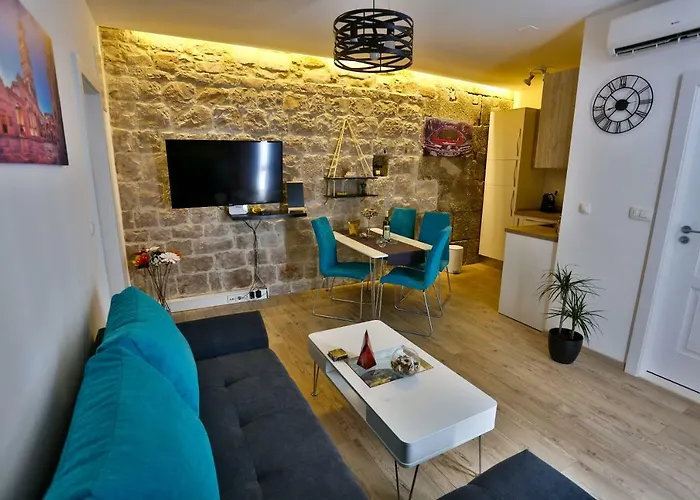 Tchiba In Diocletian's Palace Apartament